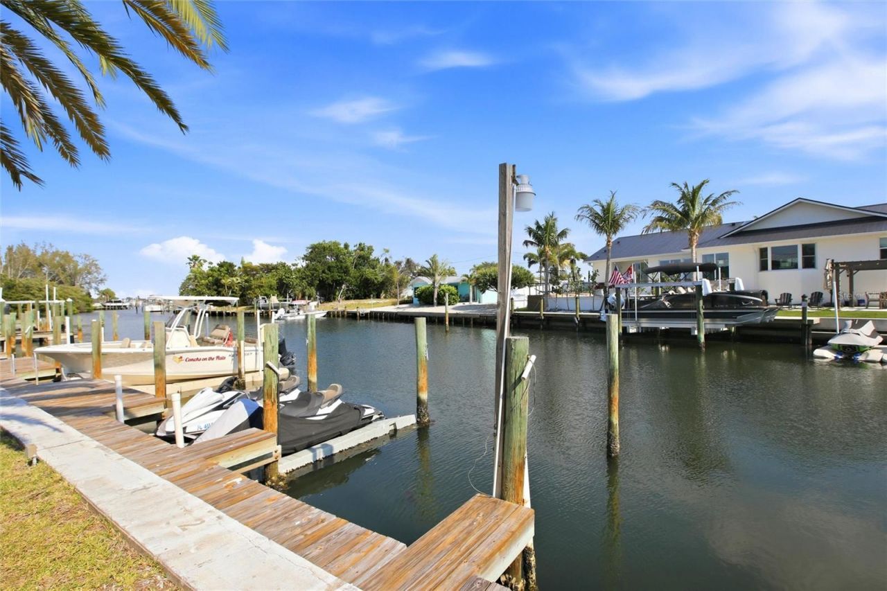 10125 Manatee Avenue W, Unit A4, Bradenton, FL 34209 Photo