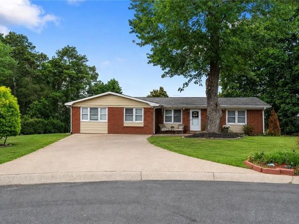 3292 Duluth Pines N, Duluth, GA 30096