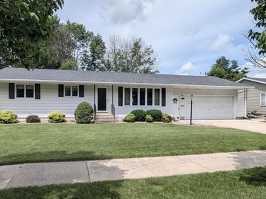 1407 9th Street NW, Austin, MN 55912