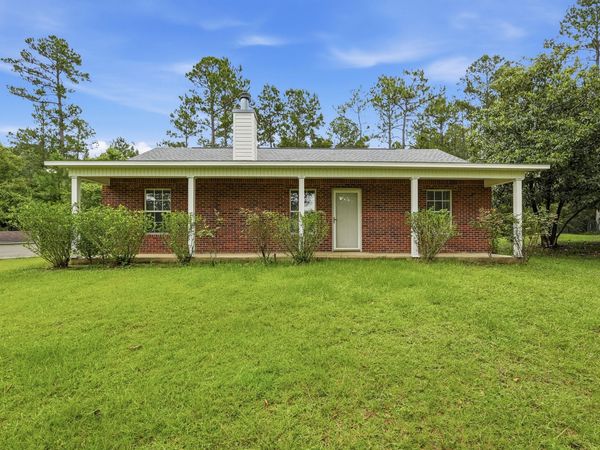 5056 County Highway 280A, DeFuniak Springs, FL 32435