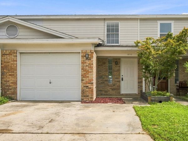1855 Whispering Oaks Lane, Fort Walton Beach, FL 32547