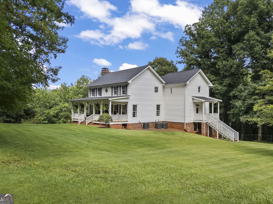 Property Image 100