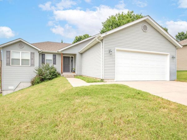 121 Daless Court , Hollister, MO 65672