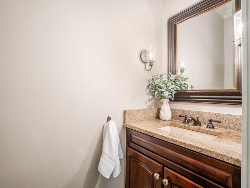 5598 Lynbrook Lane, Westerville, OH 43082 Photo 10