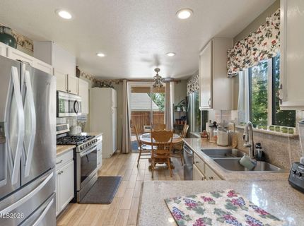 7233 Heatherwood Drive, Reno, NV 89523 Photo