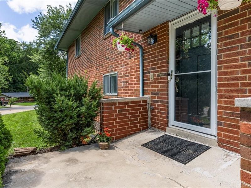 2701 Eckley Boulevard, Dayton, OH 45449 Photo 2