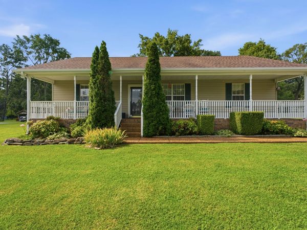 912 Trousdale Ferry Pike , Lebanon, TN 37087