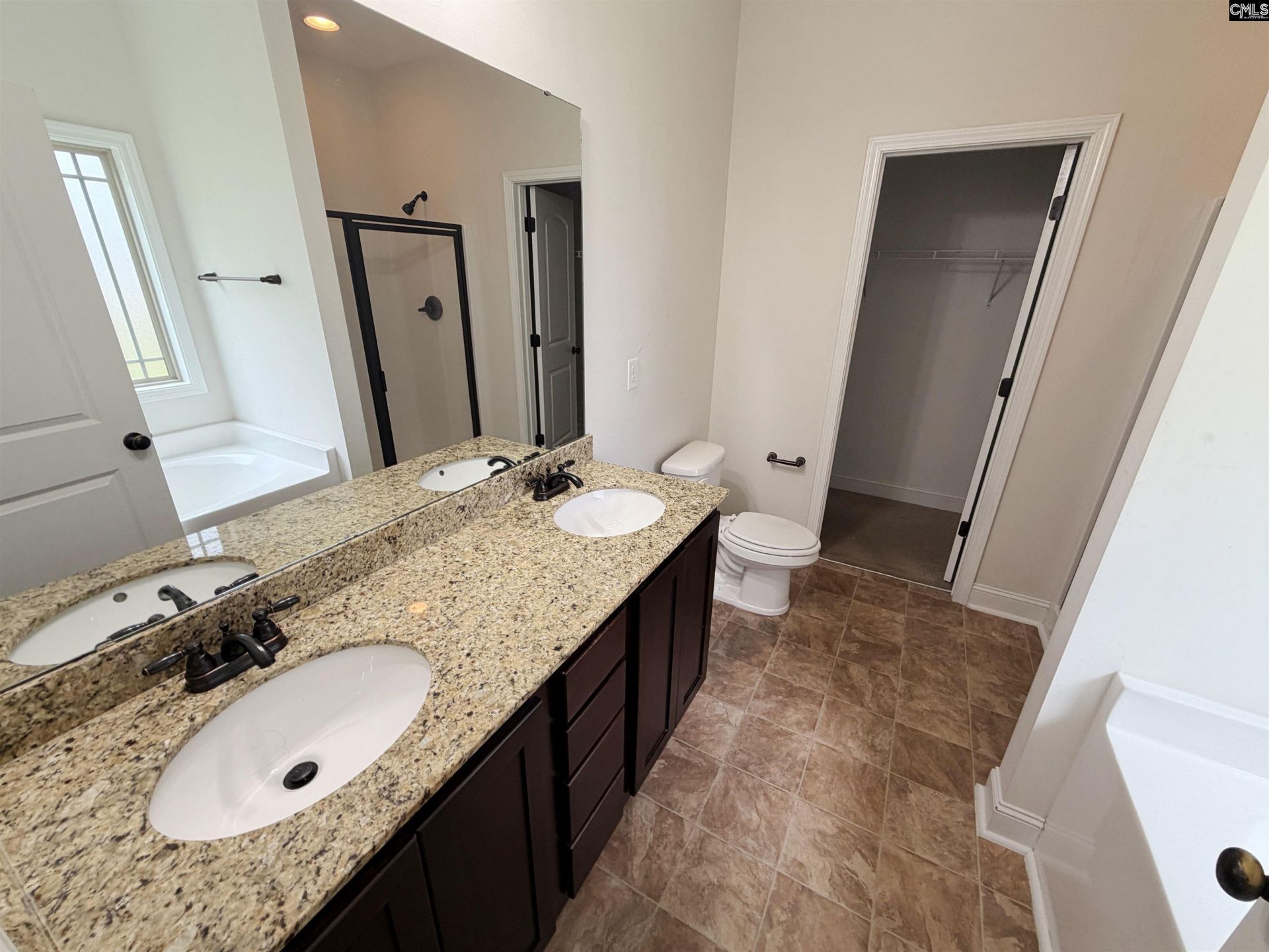 332 Glen Dornoch Way  Photo 13