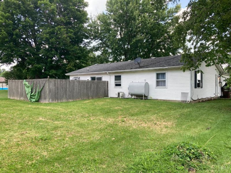217 Monfort Street, College Corner, OH 45003 Photo 9