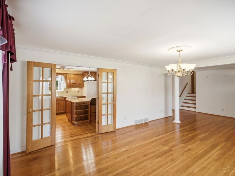 830 Sunderland Drive, Anderson Twp, OH 45255 Photo 7