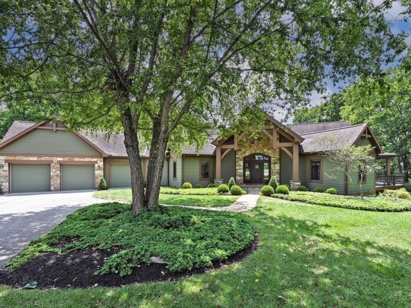 41 Locust Hill Road, Pierce Township, OH 45245 Photo 1
