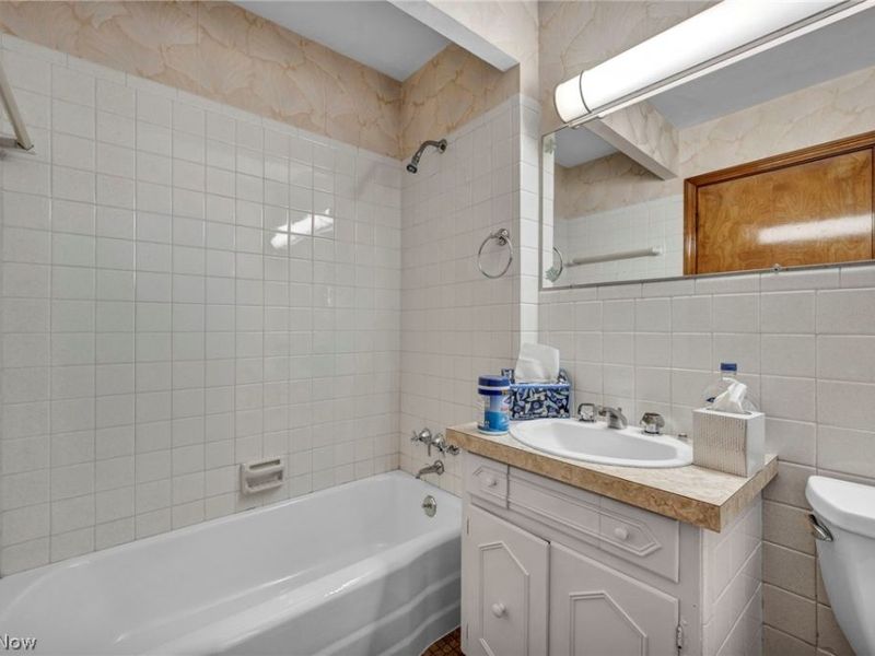 1030 Hillsdale Avenue, Lorain, OH 44052 Photo 18
