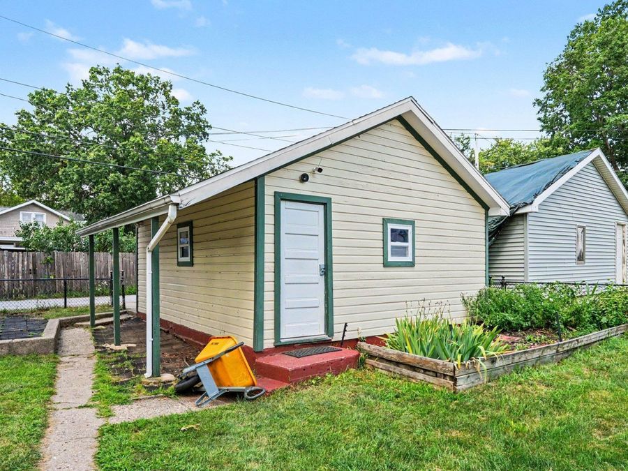 Property Image 36