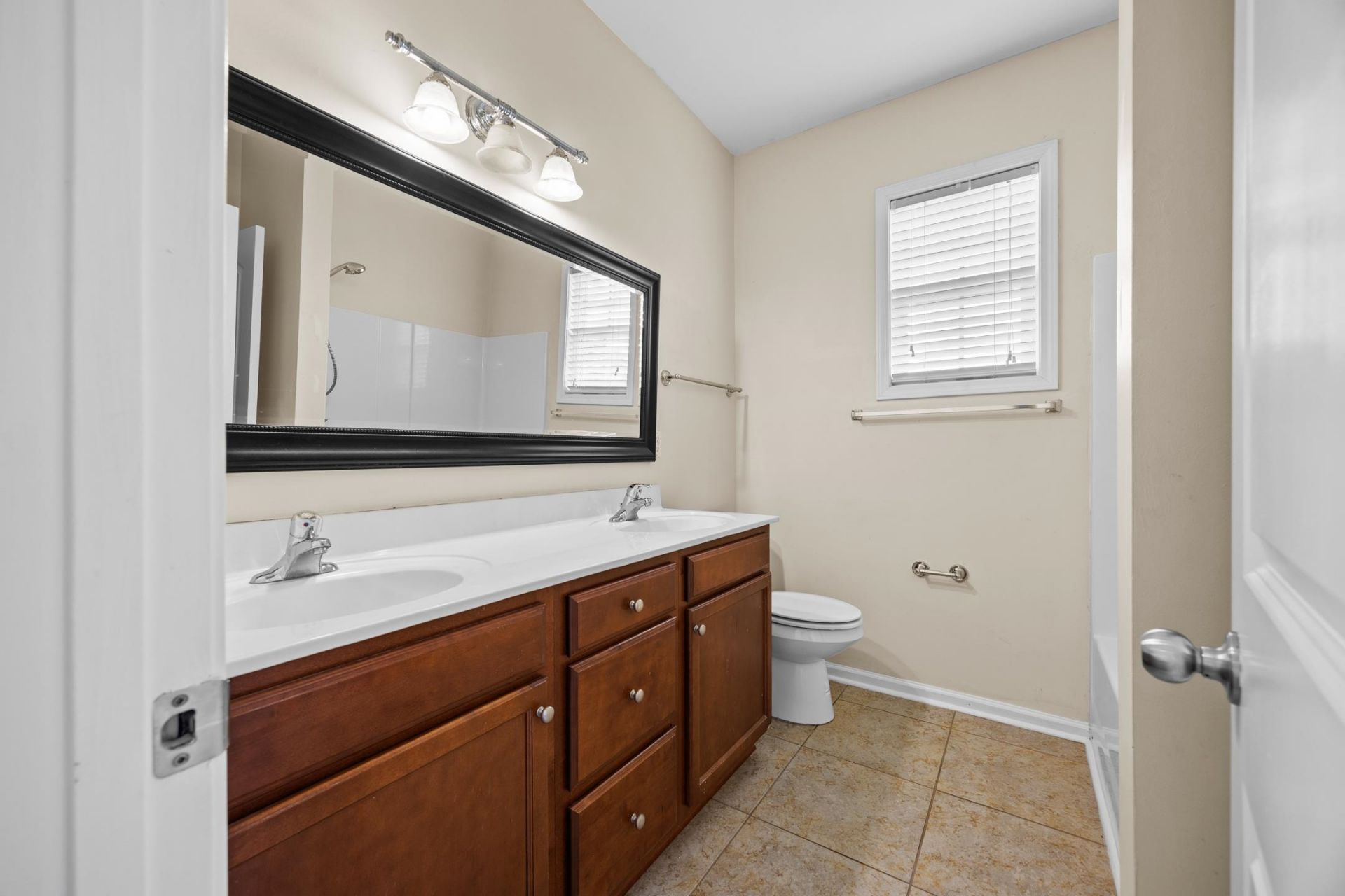 525 Battey Dr. Photo 23