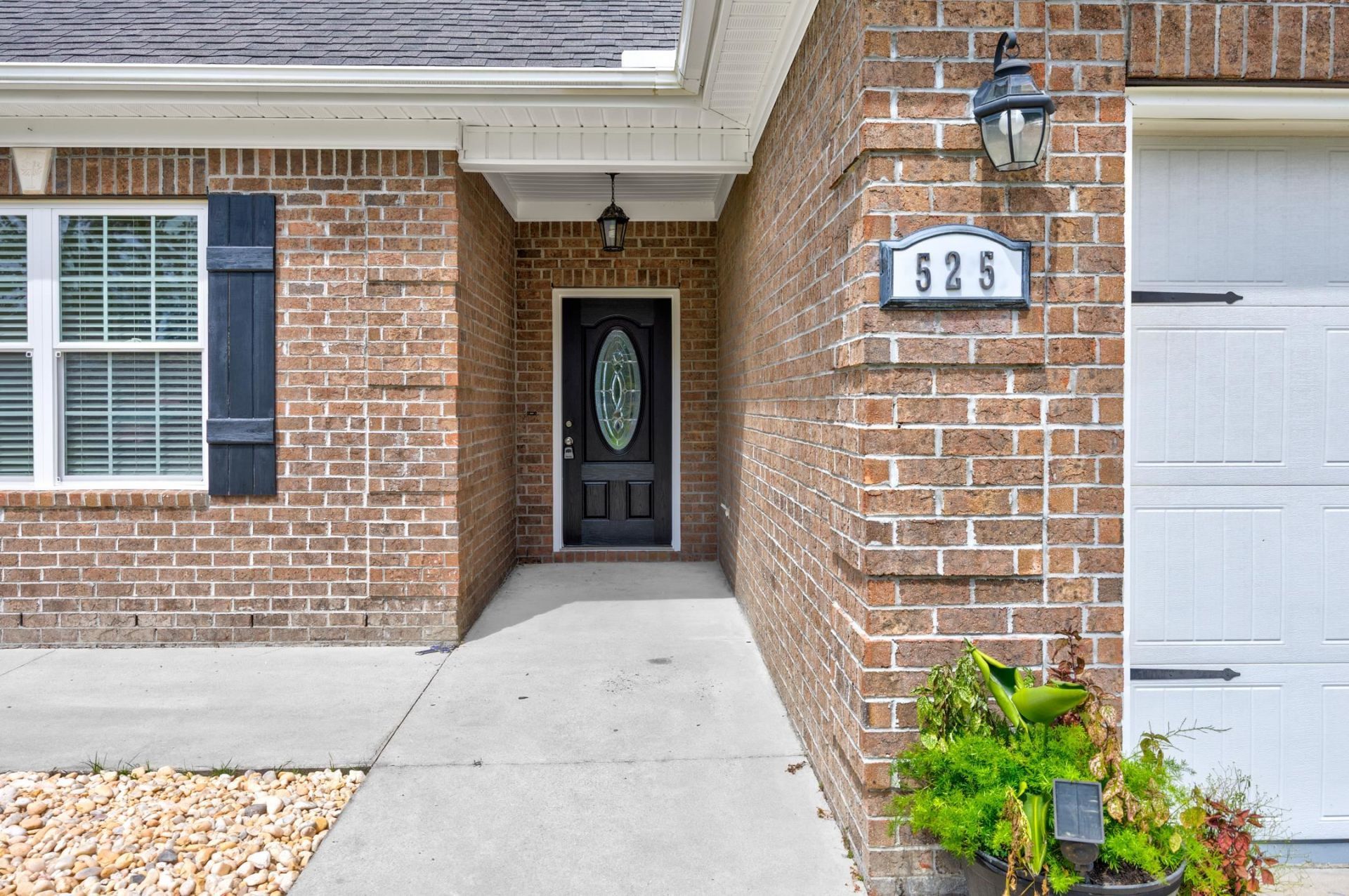525 Battey Dr. Photo 5