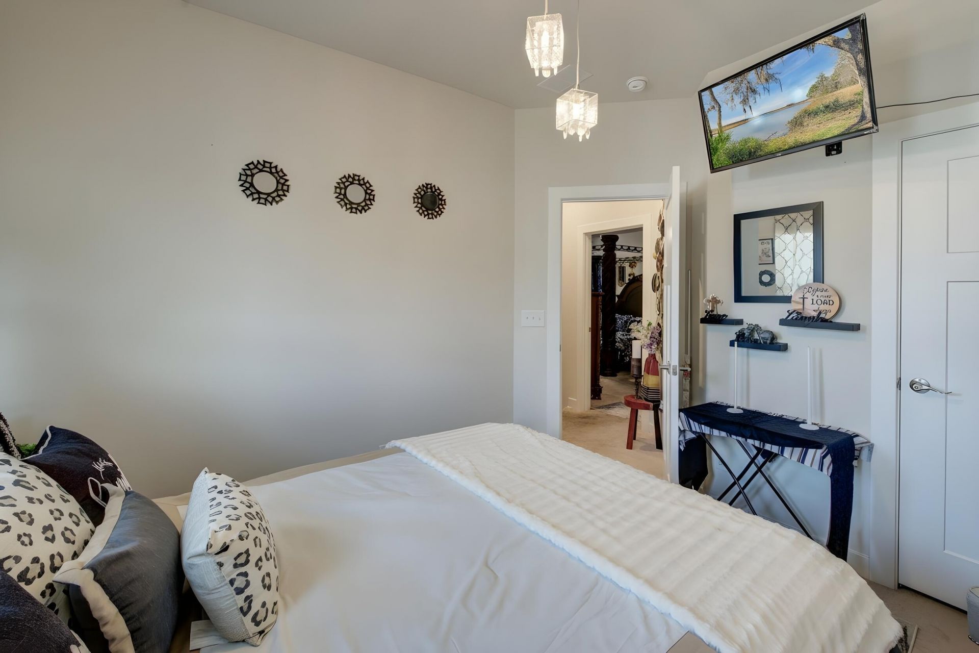 105 Trumpet Vine Drive Photo 18