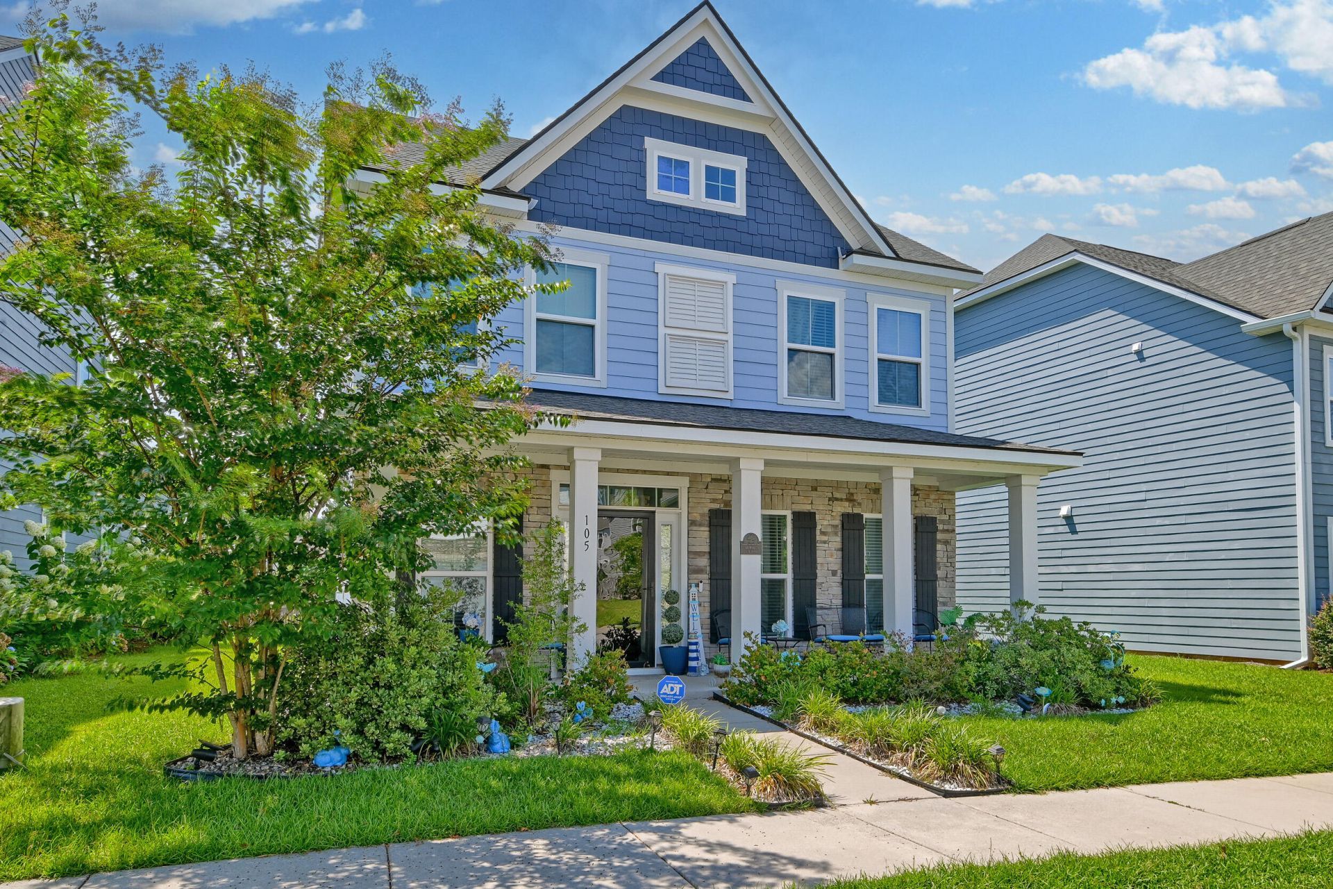 105 Trumpet Vine Drive Photo 26