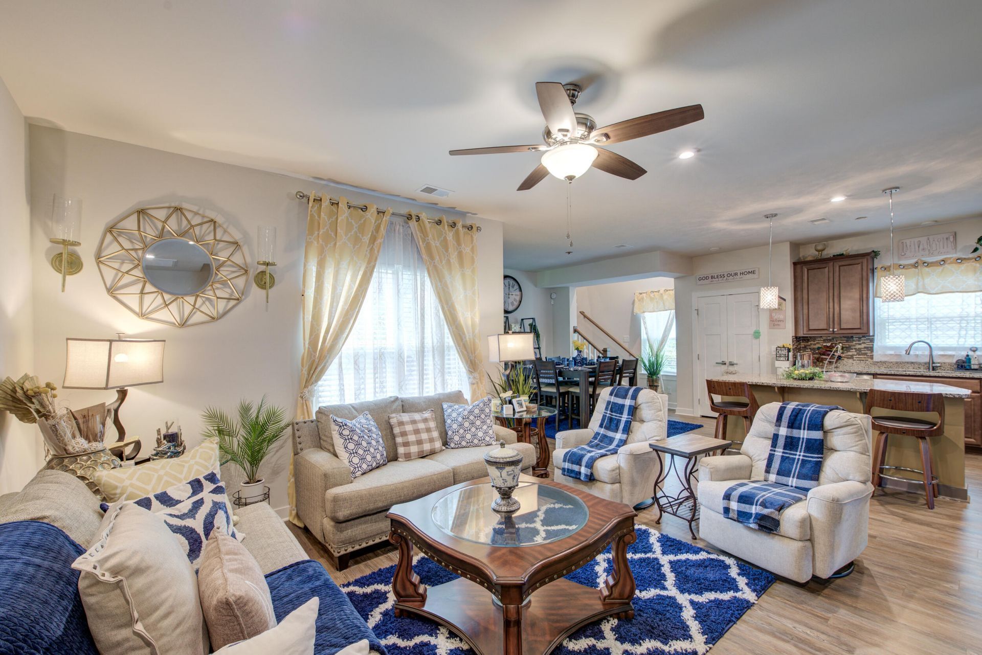 105 Trumpet Vine Drive Photo 32