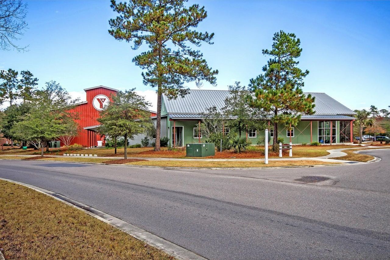 105 Trumpet Vine Drive Photo 50