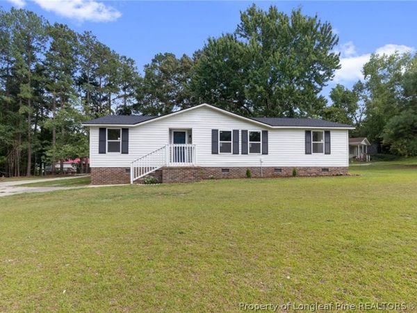 203 McDougald Drive, Raeford, NC 28376