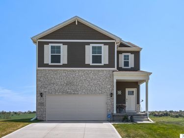 17675 Rose Lane Road, Omaha, NE 68136