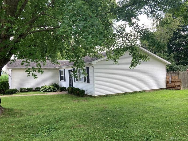 217 Monfort Street, College Corner, OH 45003 Photo 6