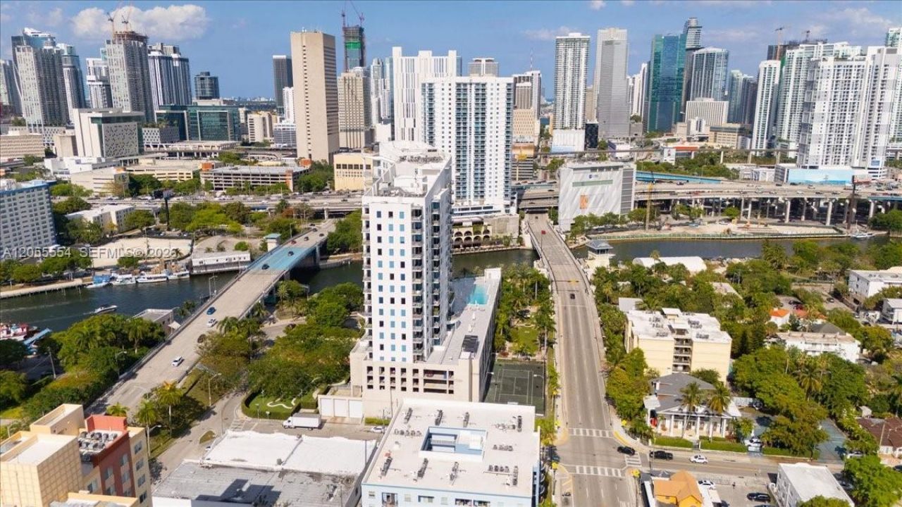 10 SW South River Dr , Unit 806, Miami, FL 33130 Photo