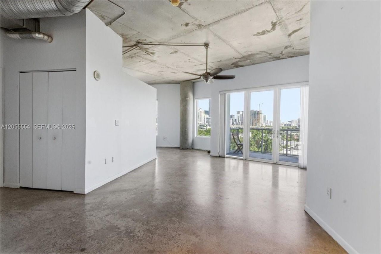 10 SW South River Dr , Unit 806, Miami, FL 33130 Photo