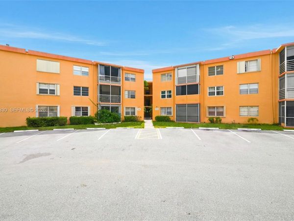 4384 NW 9th Ave , Unit 19-1D, Deerfield Beach, FL 33064