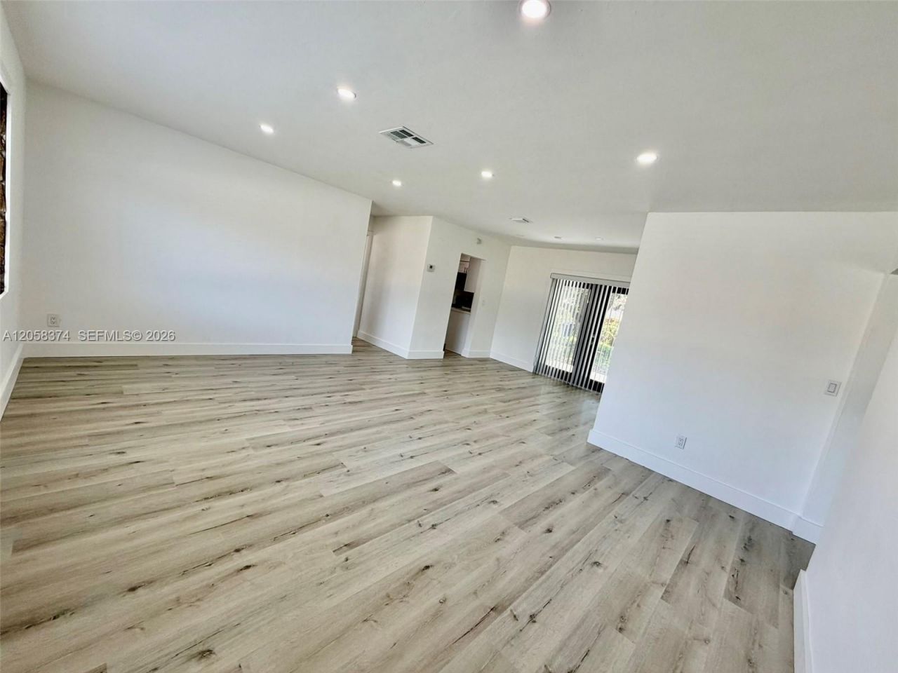 1101 NW 201st St, Miami Gardens, FL 33169 Photo