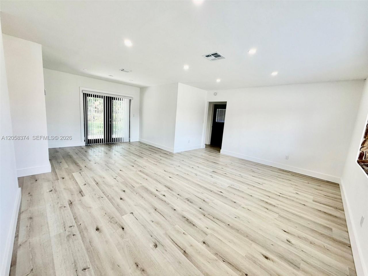 1101 NW 201st St, Miami Gardens, FL 33169 Photo