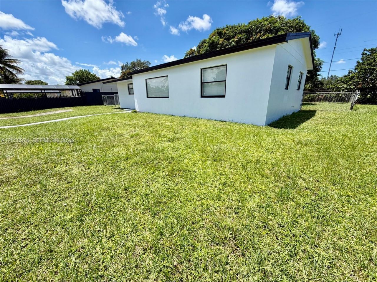 1101 NW 201st St, Miami Gardens, FL 33169 Photo