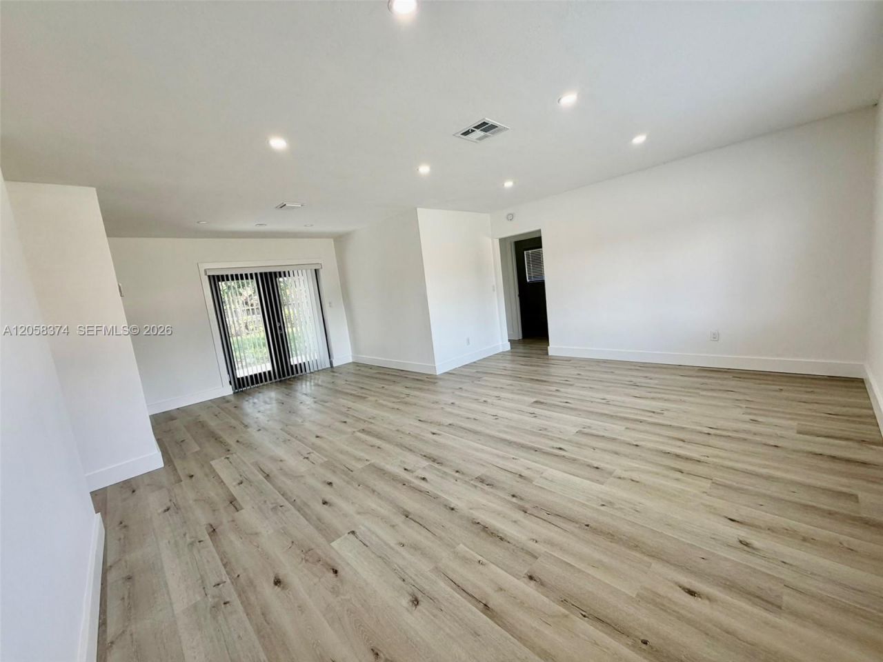 1101 NW 201st St, Miami Gardens, FL 33169 Photo