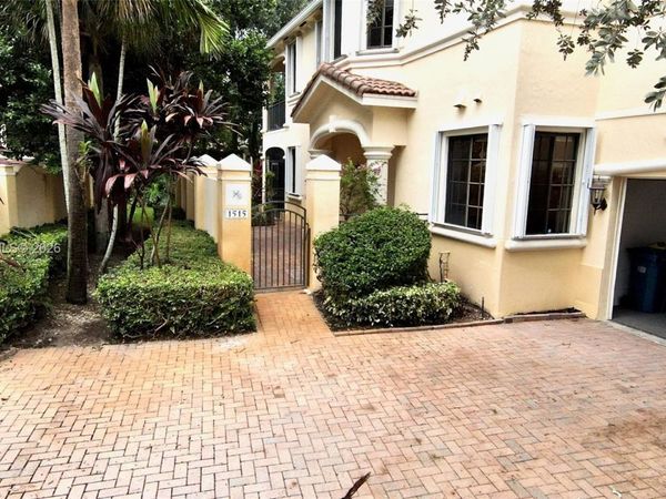 Unit 2-1, Weston, FL 33326