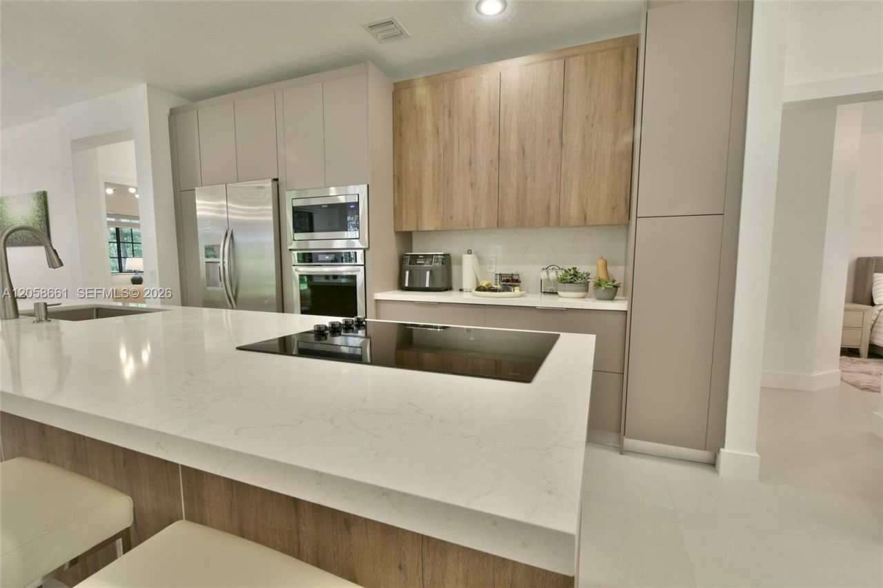 1515 Passion Vine Cir, Unit 2-1, Weston, FL 33326 Photo