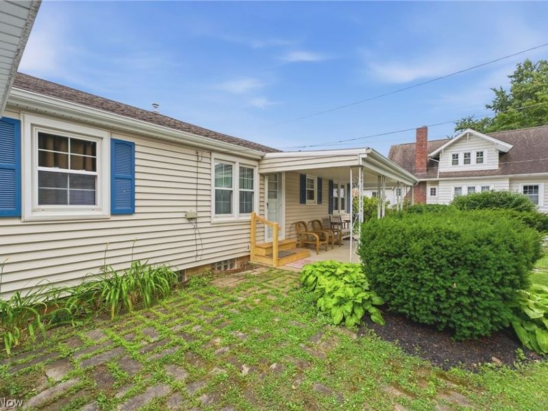 1539 Parkway Boulevard, Alliance, OH 44601 Photo 11