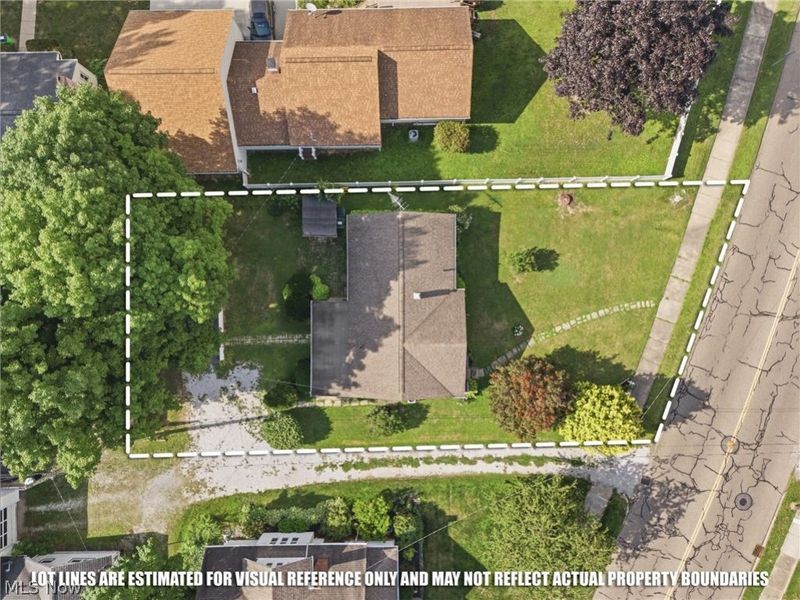 1539 Parkway Boulevard, Alliance, OH 44601 Photo 22
