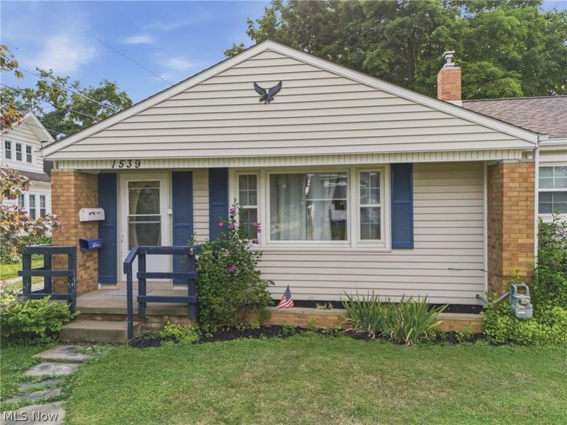 1539 Parkway Boulevard, Alliance, OH 44601 Photo 4
