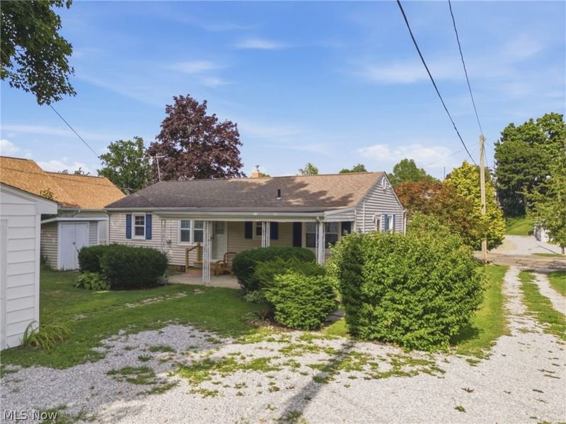 1539 Parkway Boulevard, Alliance, OH 44601 Photo 5