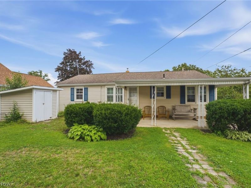 1539 Parkway Boulevard, Alliance, OH 44601 Photo 8
