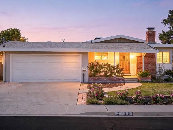 2535 Francis Dr , Pinole, CA 94564