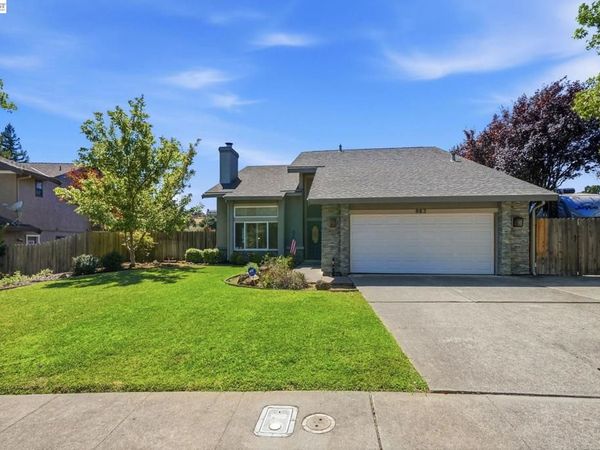 883 Dover Cir, Benicia, CA 94510