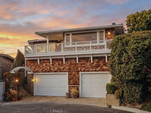 407 Mendoza Terrace, Corona Del Mar, CA 92625