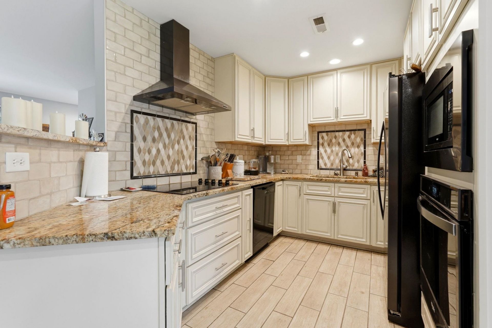 4625 Boxwood Dr.  Photo 12