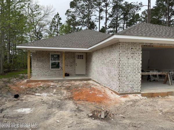 8105 Exchange Street, Gautier, MS 39553