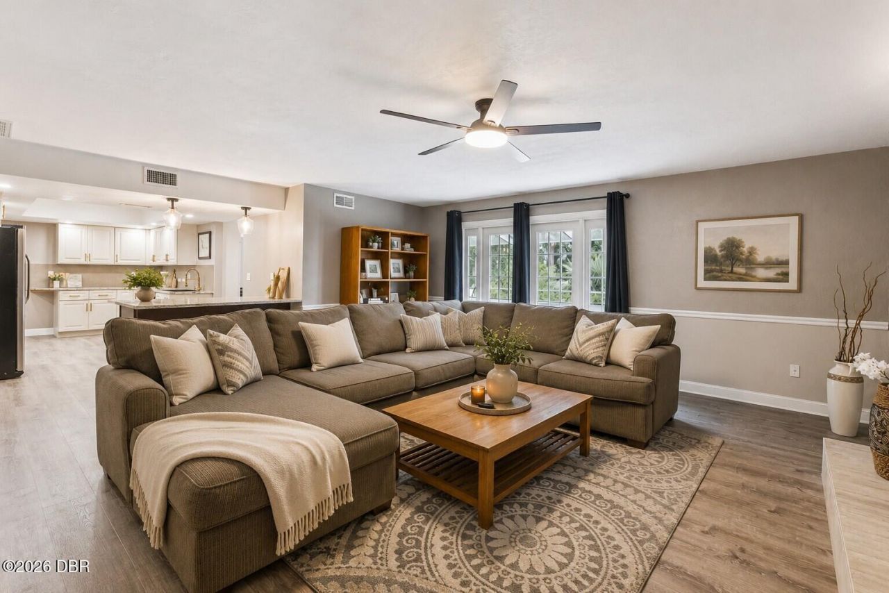 537 Pelican Bay Drive, Daytona Beach, FL 32119 Photo