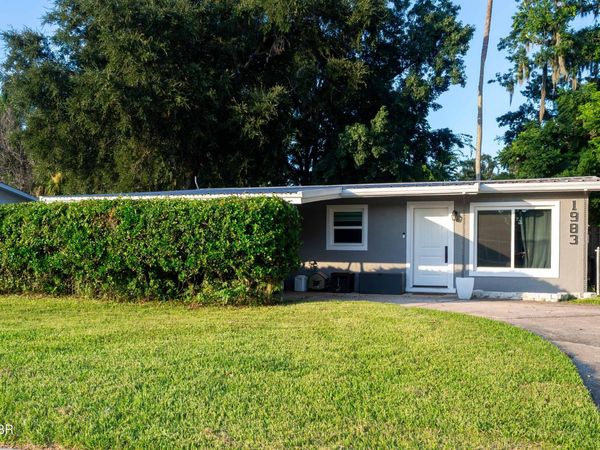 1983 Magnolia Avenue, South Daytona, FL 32119
