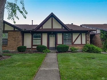 644 Pine Needles Drive, Washington TWP, OH 45458