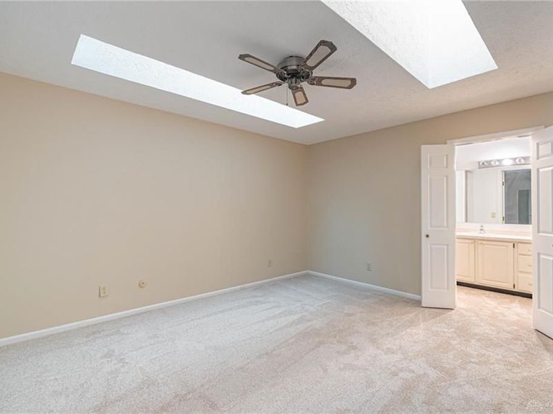 644 Pine Needles Drive, Washington Township, OH 45458 Photo 10
