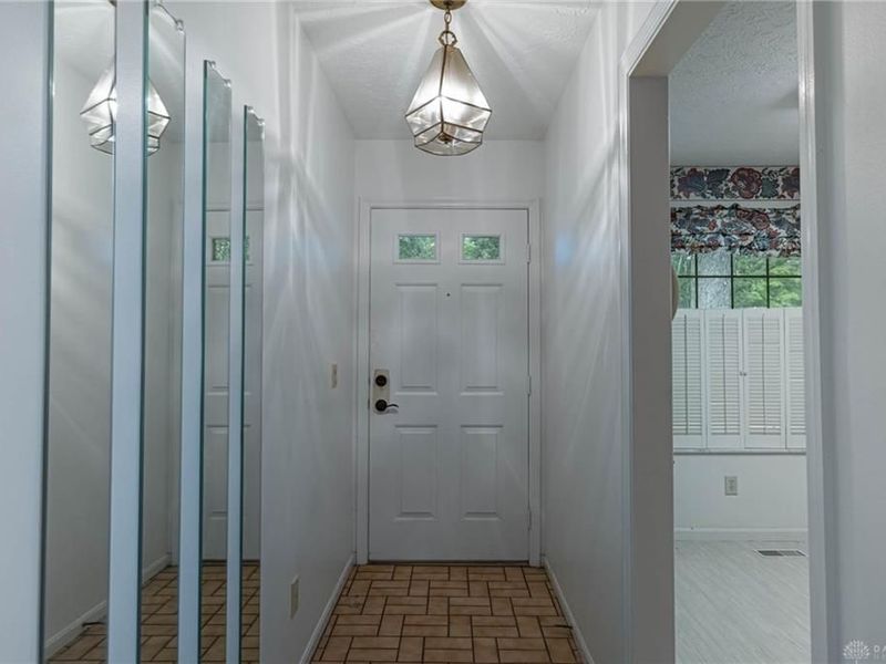 644 Pine Needles Drive, Washington Township, OH 45458 Photo 2